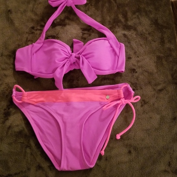 American Eagle Outfitters Other - American Eagle Outfitters